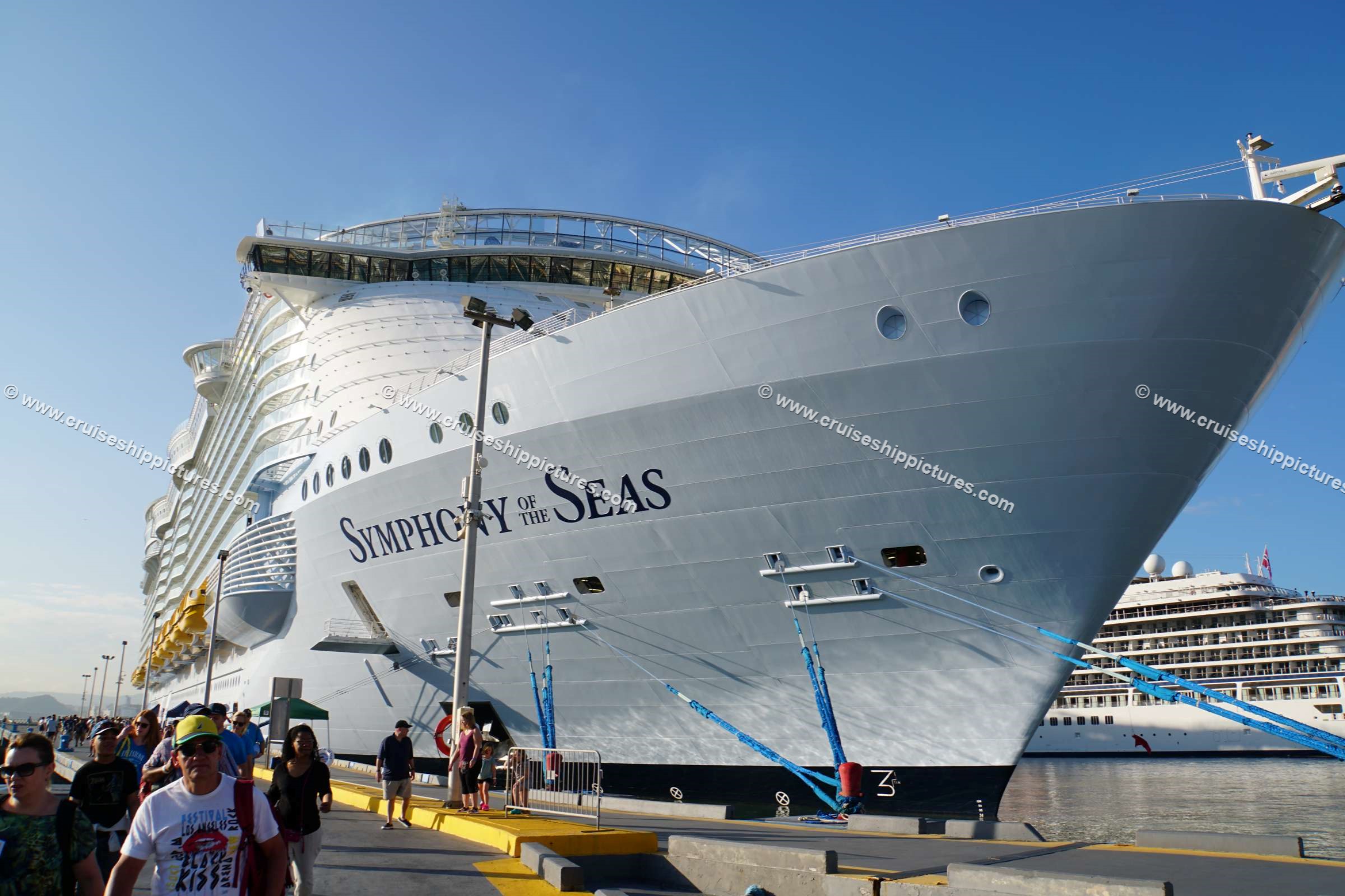 Symphony of the Seas - Cruise Ship Pictures